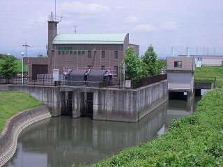 ▲宝江川排水機場の全景写真の画像