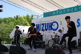 シフトコントロールのライブ写真 シフトコントロールのライブ写真